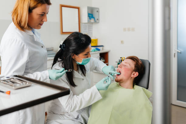 Best Emergency Care for Gum Disease in Grandview, IL
